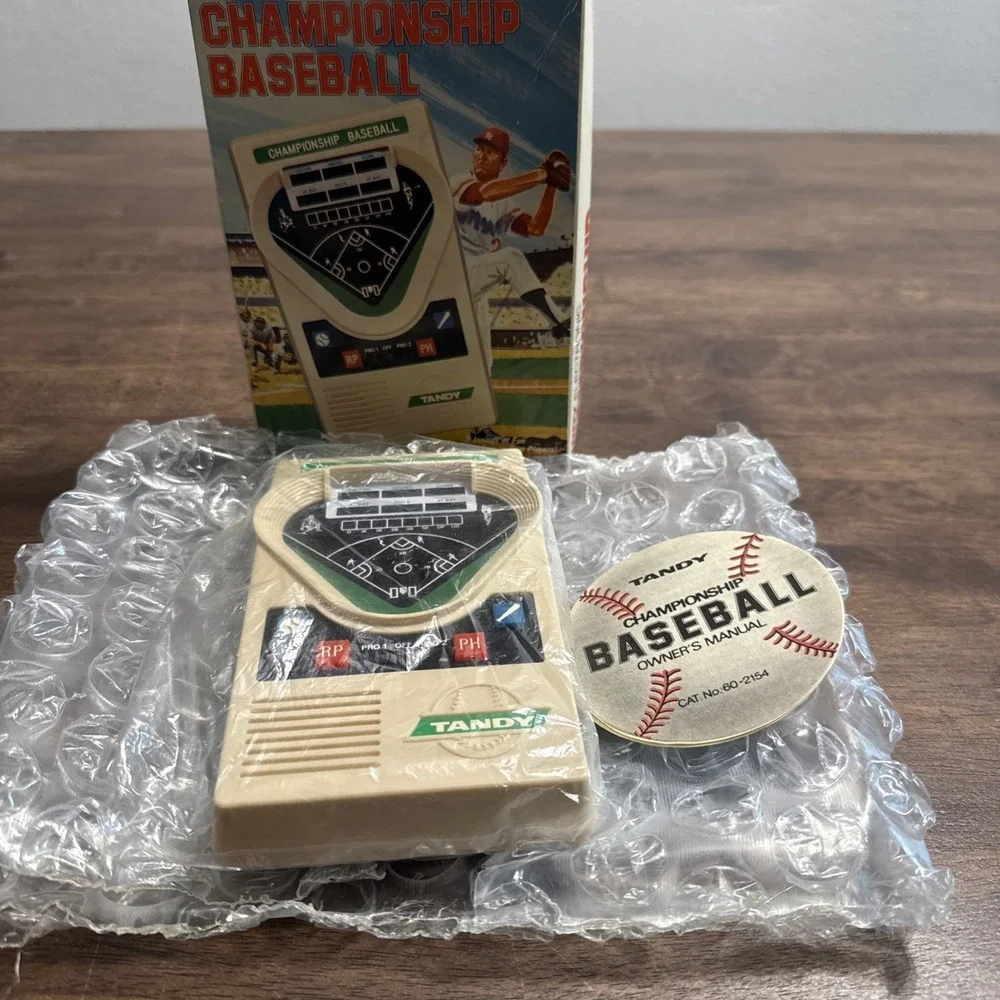 Vintage Tandy Championship Baseball Handheld Electronic Game 60-2154